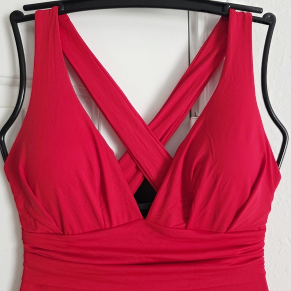 QINSEN Sexy V Neck One Piece Bathing Suit Cross Back High Waist Medium - Picture 6 of 10